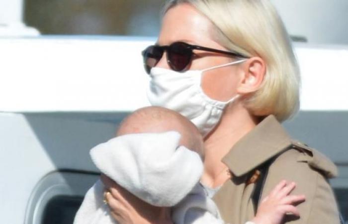 Michelle Williams makes her first public appearance with the second child