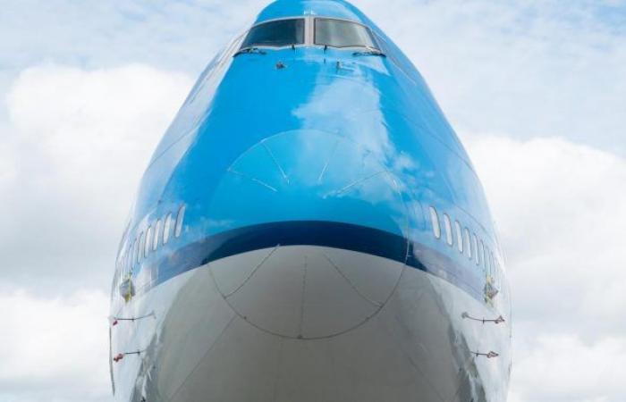 KLM will say goodbye to Boeing 747 on Sunday with two...