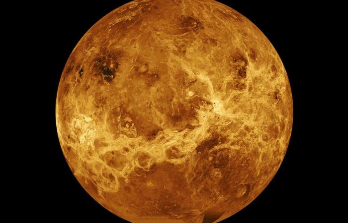 The signs of a possible life on Venus fade