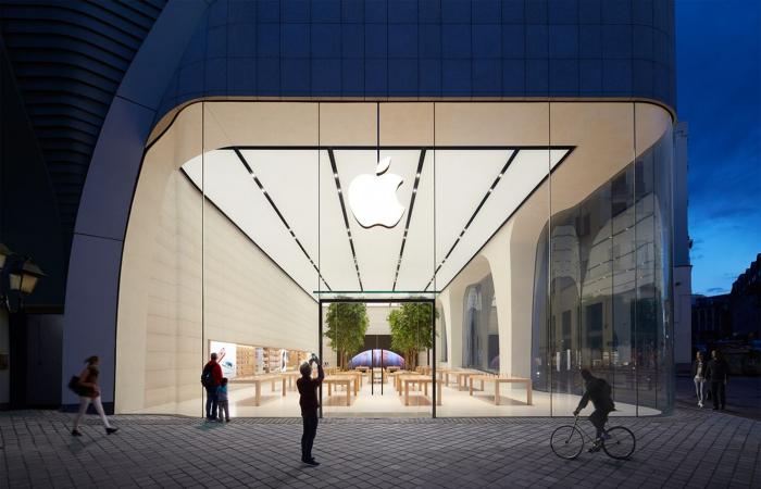 The Apple Store in Brussels closes its doors in the face...