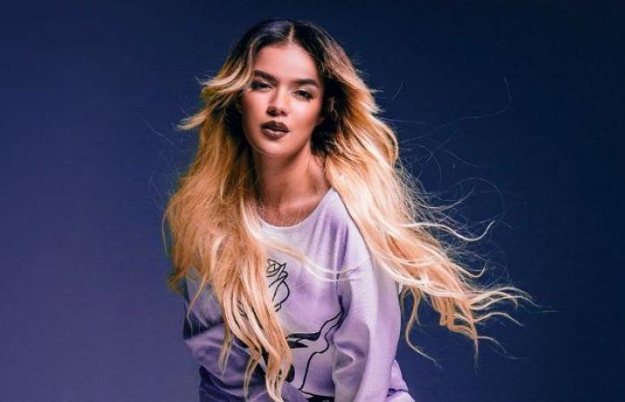 Follow in the footsteps of Anuel AA: Karol G looks unrecognizable...