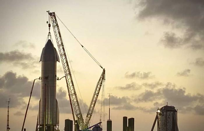 SpaceX is stacking its Starship prototype in preparation for another test...