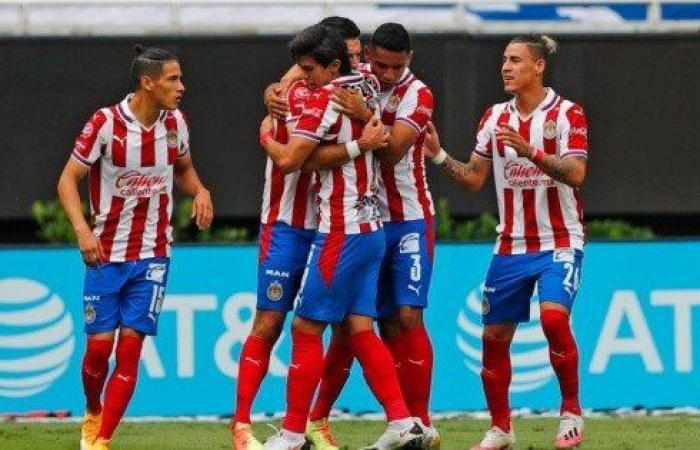 Chivas de Guadalajara will have three casualties against Cruz Azul in...