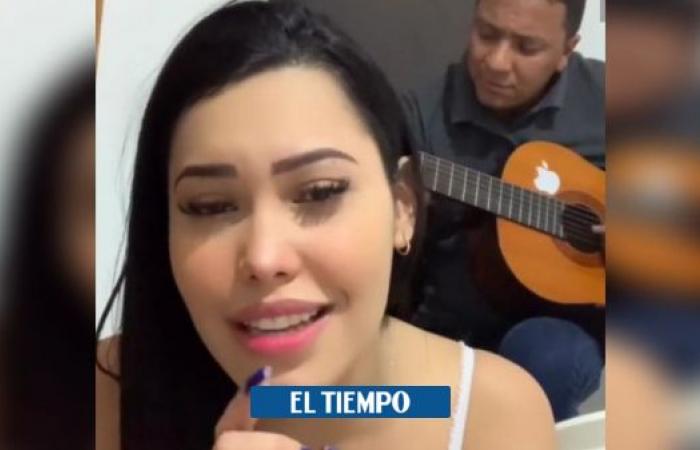 Video of Ana del Castillo threatening to close a clinic in...
