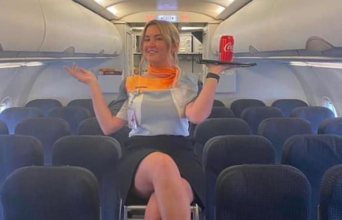 Australia: ex-stewardess had sex with student (15)
