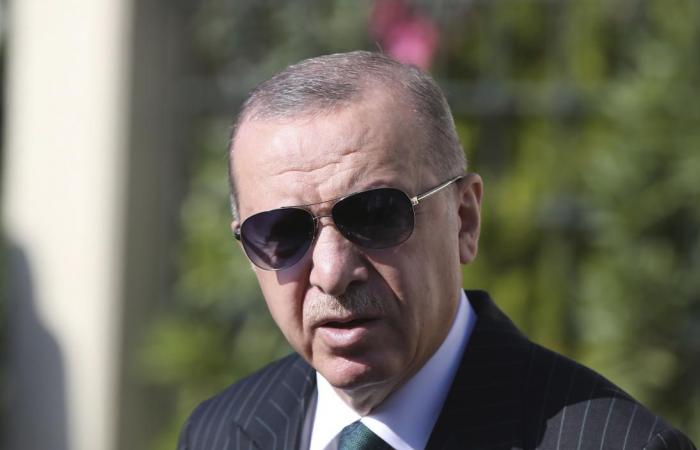 Erdogan defies threatened US sanctions over missiles