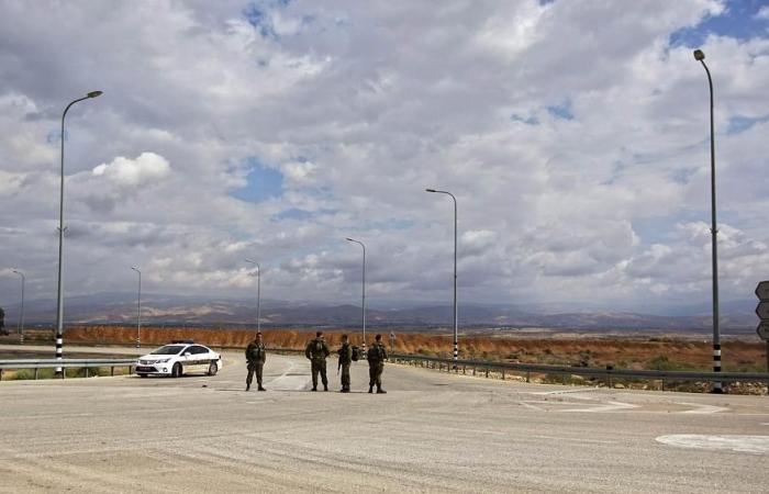 Jordan decides to reopen four border crossings with the Kingdom of...