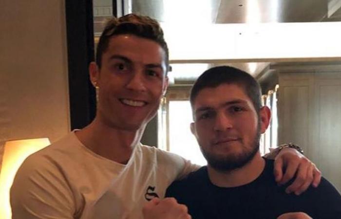 Cristiano Ronaldo sent an emotional message to boxer Khabib after playing...