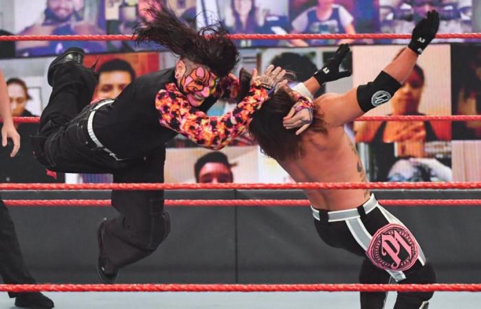 WWE Raw Results: Live recap, grades at the start of the...