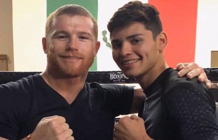 Canelo Alvarez channels his inner Khabib – wrestles with Ryan Garcia