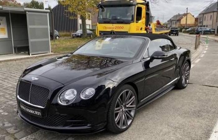 Police confiscate 23 bins at LuxuryCarSelection | Antwerp