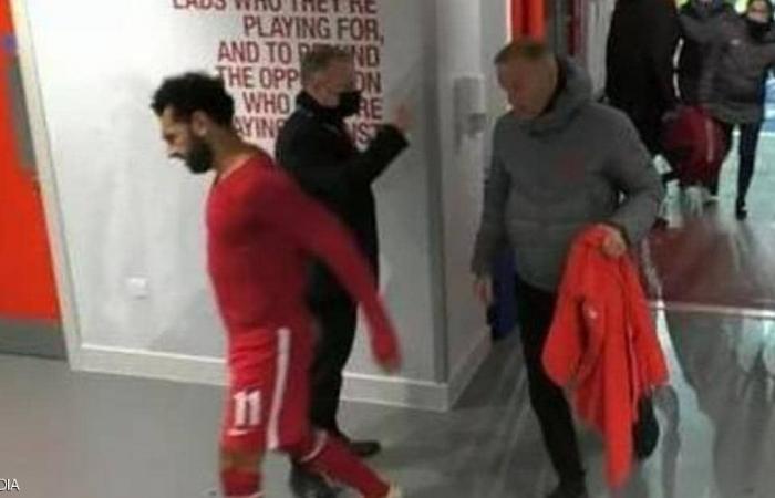 After talking about an injury, Salah publishes a picture of “hospitalization”