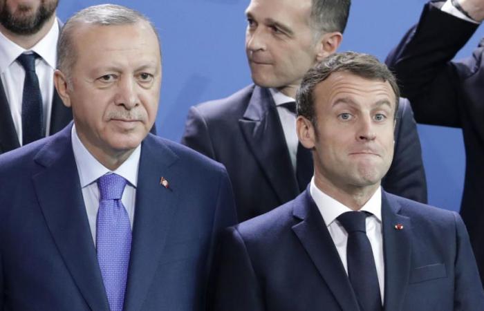 France threatens Turkey with sanctions