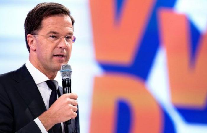 Mark Rutte is out: he wants to continue as VVD party...