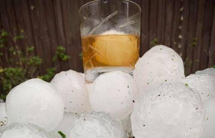 Storms in Queensland bring massive hail to Brisbane today