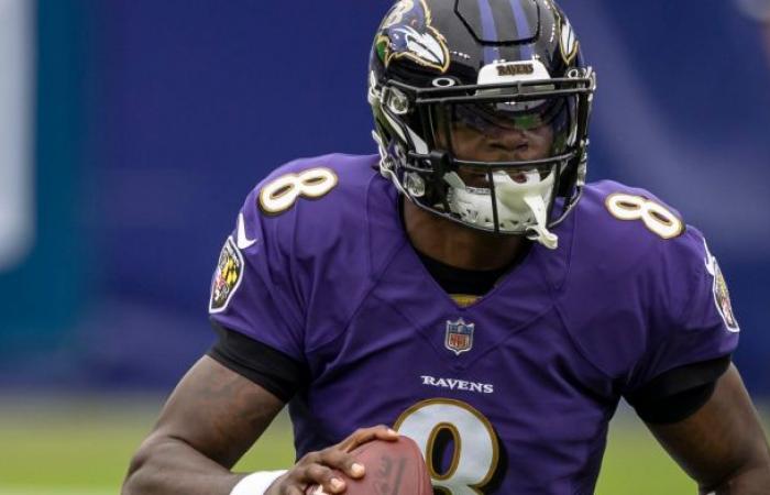 Lamar Jackson has to “show something” while Baltimore Ravens v Pittsburgh...