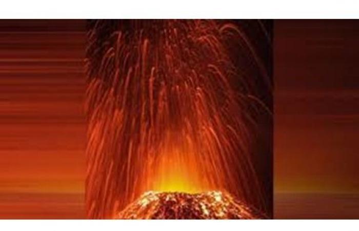 NASA publishes terrifying photos of a volcano eruption