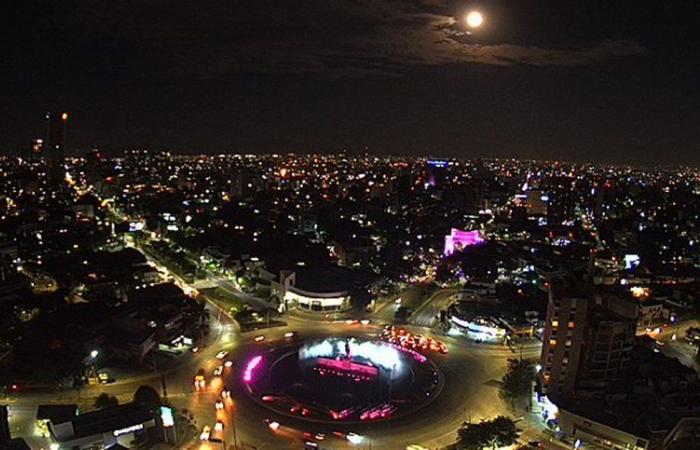 The spectacular images of the Blue Moon from Mexico