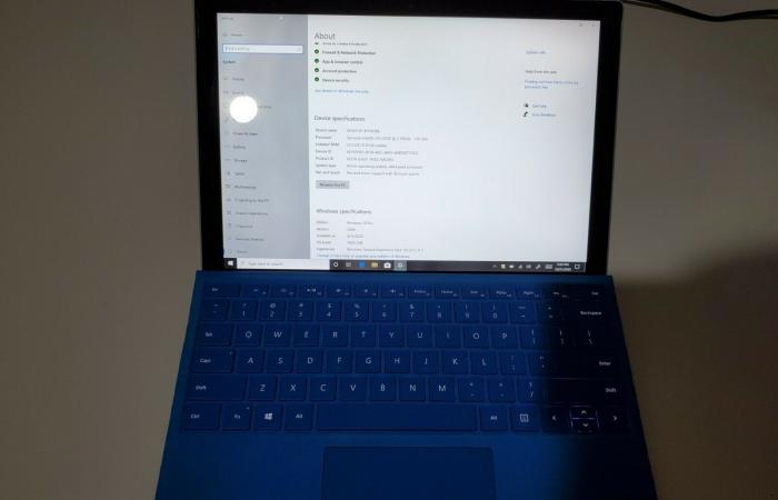 The technical example for Microsoft Surface Pro 8 with Tiger Lake...