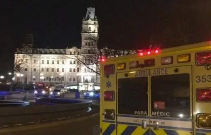 Man in medieval costume armed with knife kills 2 and injures...