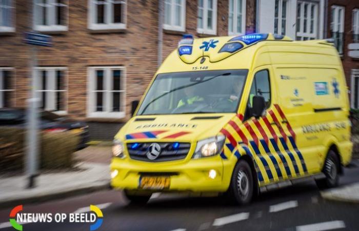 Fred van Leer admitted to hospital