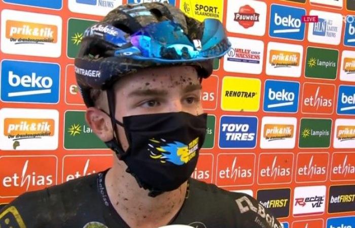 Thibau Nys is forced to go against Van der Poel and...