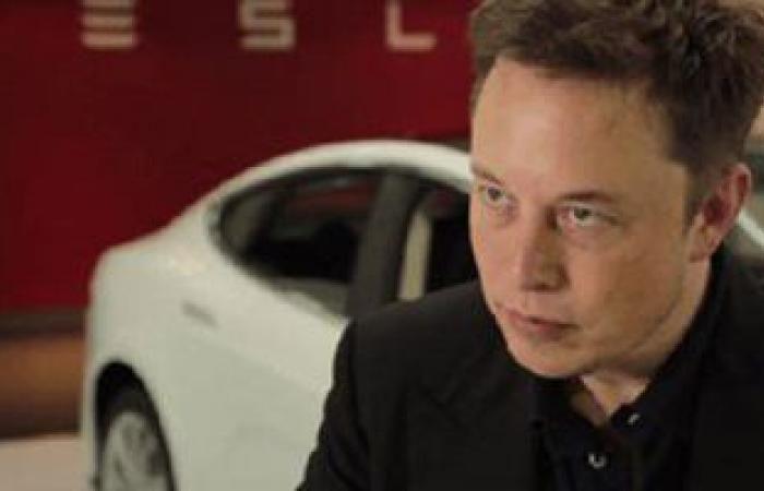 Tesla’s autonomous driving system gets upgraded, minimizing human interference