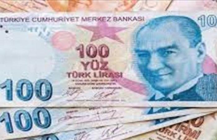 The Turkish lira continues its collapse against the dollar .. How...
