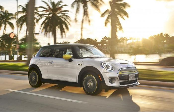 BMW is reportedly working on a more powerful MINI Cooper SE