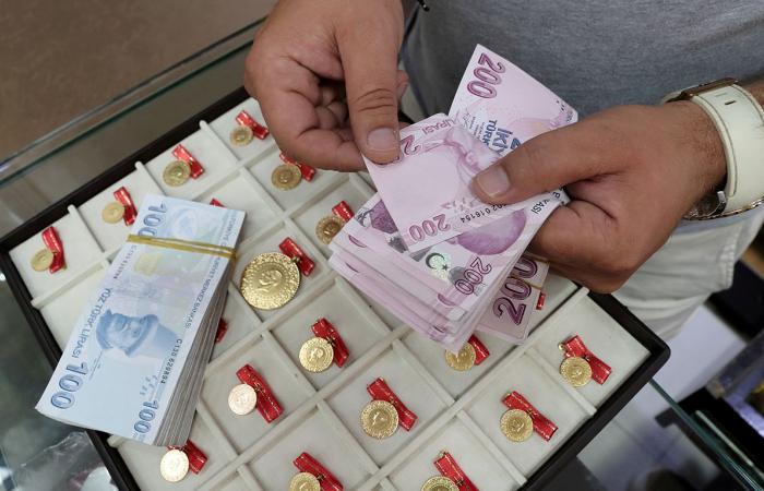 Turkish lira’s free-fall continues