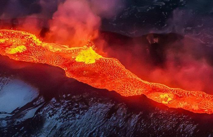 Geologists find magma ‘conveyor belt’ fueling the longest supervolcanic eruption on...