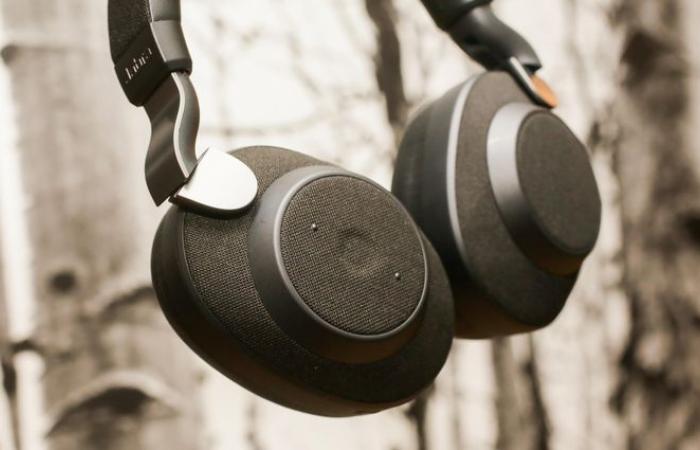 The Best Early Black Friday Headphone Deals To Get Now: Top...