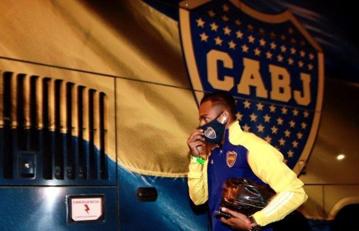 Incidents in the arrival of Boca to Marcelo Bielsa
