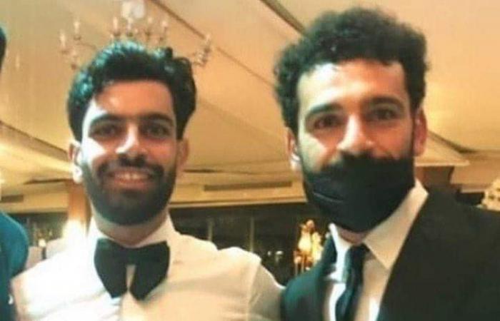 Salah catches the eye at his brother’s wedding (video and photos)