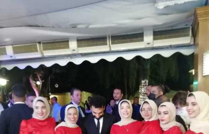 Salah catches the eye at his brother’s wedding (video and photos)