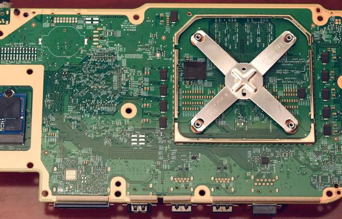 The Xbox Series X SSD is not a PCIe 4.0, but...