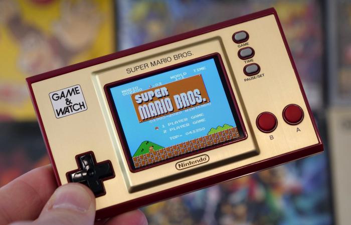 Hardware Review: Game & Watch: Super Mario Bros. – A beautiful...