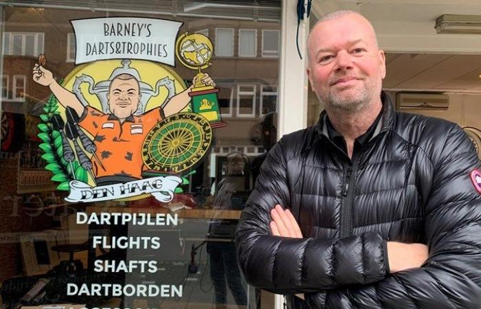 Raymond van Barneveld opens darts shop in The Hague: ‘A small...