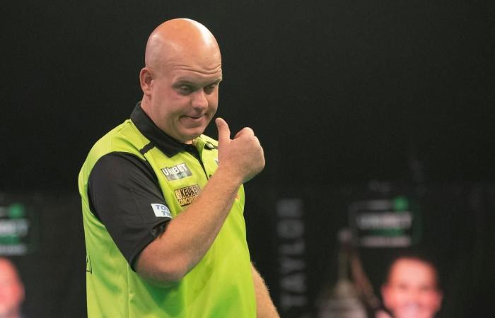 Quarreling Van Gerwen is embarrassed in the first match on the...