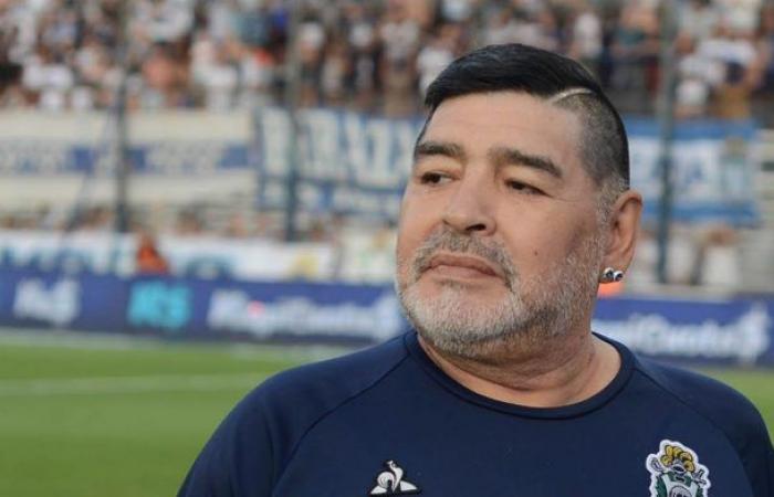 He has no peace: they spy on Diego Maradona with drones...