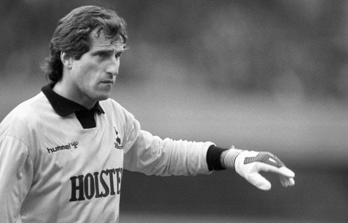 Ray Clemence died, the goalkeeper to whom Diego Maradona could not...