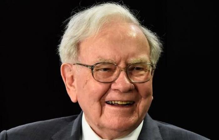 Warren Buffett invests billions of dollars in pharmaceutical stocks