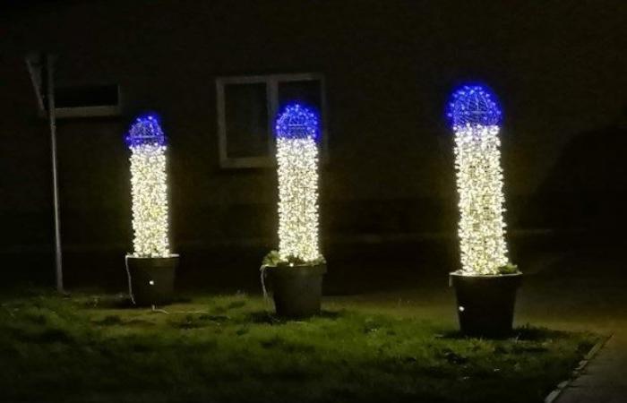 Christmas decorations Oudenburg unintentionally suggestive: ‘A flame vi …