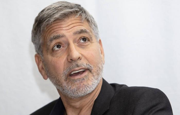 A million in each case: George Clooney gives presents to 14 friends