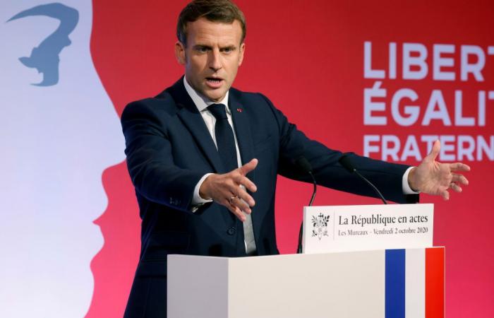 Macron gives France’s Muslims 15 days