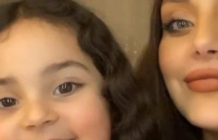 Haifa Wehbe’s daughter sings to her mother for the first time...