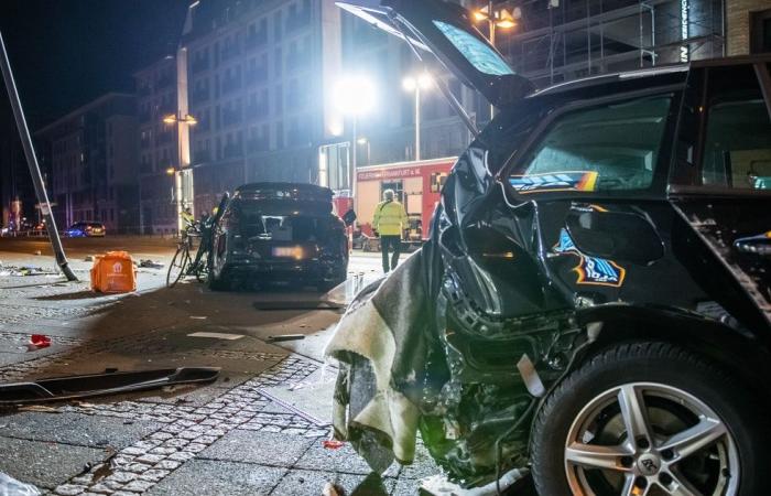 Serious accident: Frankfurt: SUV hit several people