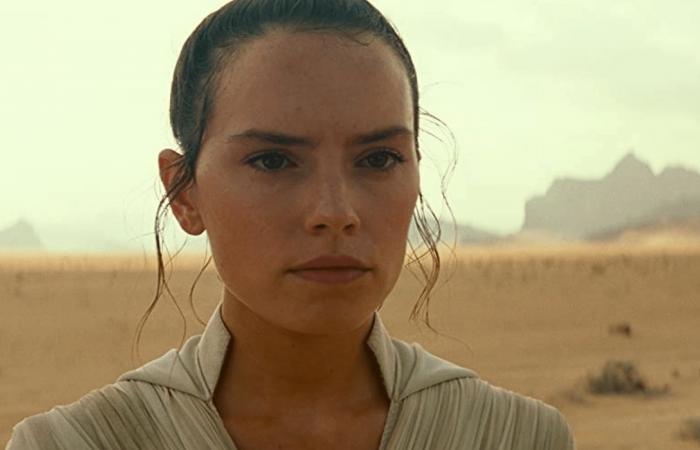 Daisy Ridley on The Mandalorian’s Baby Yoda Egg Eating Scandal