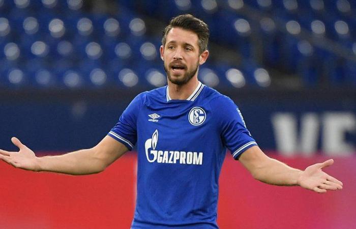 FC Schalke 04: Mark Uth gives a memorable interview