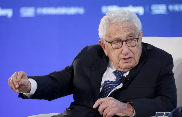 Kissinger: The world will slide toward a catastrophe similar to the...